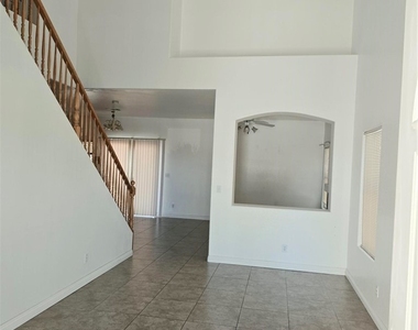 9034 Rochelle Avenue - Photo Thumbnail 1