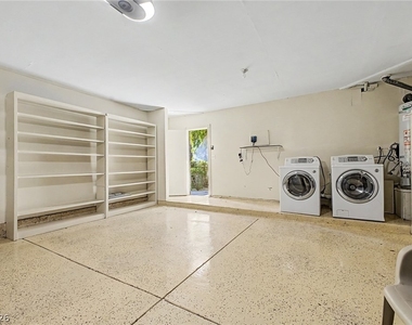 3159 Bel Air Drive - Photo Thumbnail 17