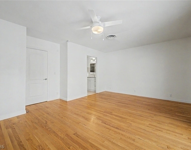 3145 Bel Air Drive - Photo Thumbnail 13