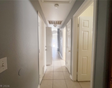 8444 Antique Cameo Avenue - Photo Thumbnail 19