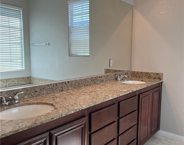 5981 Honeysuckle Ridge Street - Photo Thumbnail 11