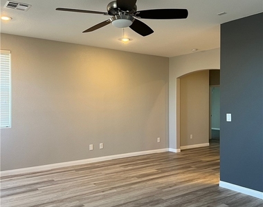 5981 Honeysuckle Ridge Street - Photo Thumbnail 15