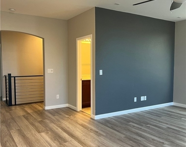 5981 Honeysuckle Ridge Street - Photo Thumbnail 16