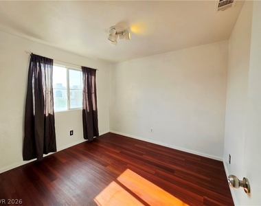 1824 Sierra Valley Way - Photo Thumbnail 20