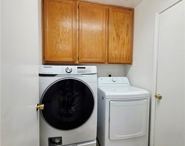 1824 Sierra Valley Way - Photo Thumbnail 7