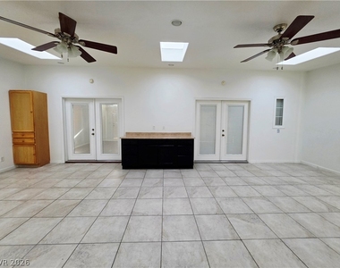 1824 Sierra Valley Way - Photo Thumbnail 28