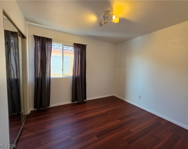 1824 Sierra Valley Way - Photo Thumbnail 18