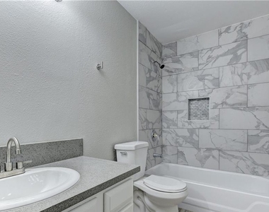 4320 W Lake Mead Boulevard - Photo Thumbnail 17