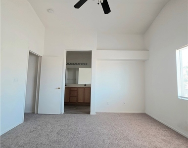3114 Crownline Court - Photo Thumbnail 9