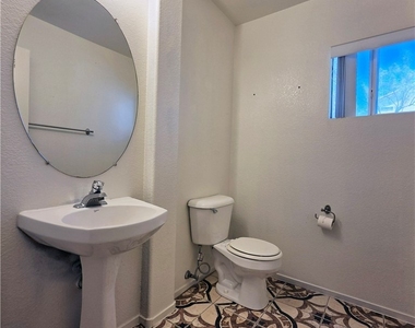 3114 Crownline Court - Photo Thumbnail 13