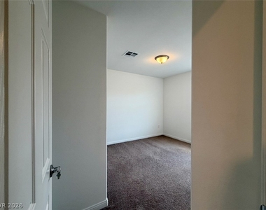 7748 Pacific Dunes Street - Photo Thumbnail 39