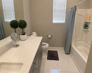 2901 Calzado Manor Avenue - Photo Thumbnail 9