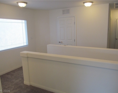 7841 Tyrell Peaks Street - Photo Thumbnail 14