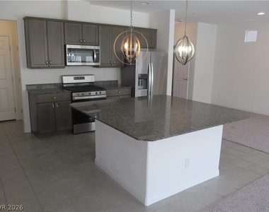 7841 Tyrell Peaks Street - Photo Thumbnail 3