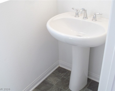 7841 Tyrell Peaks Street - Photo Thumbnail 11