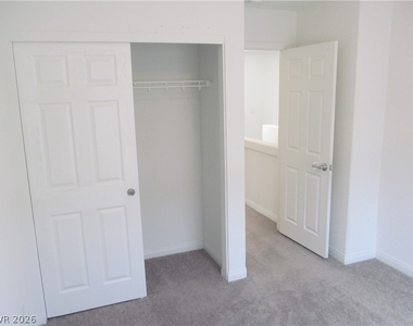 7841 Tyrell Peaks Street - Photo Thumbnail 27