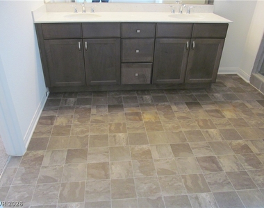 7841 Tyrell Peaks Street - Photo Thumbnail 22