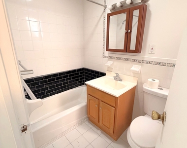 90-18 77th Street - Photo Thumbnail 8