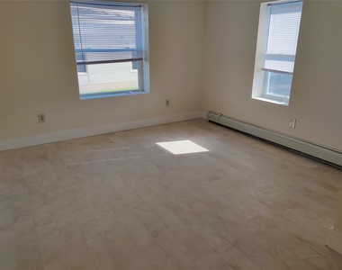 11 Avenue A - Photo Thumbnail 1