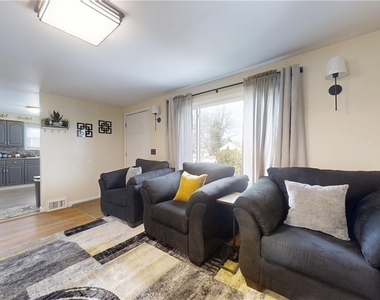 20 Mildred Drive - Photo Thumbnail 4