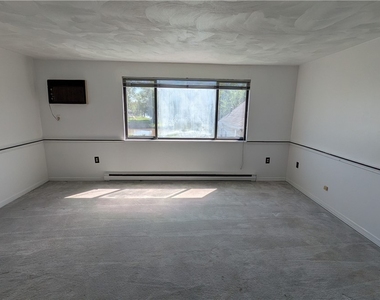 51 S 86th Street - Photo Thumbnail 4