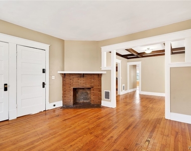 76 Vernon Place - Photo Thumbnail 1