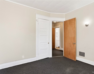 76 Vernon Place - Photo Thumbnail 12