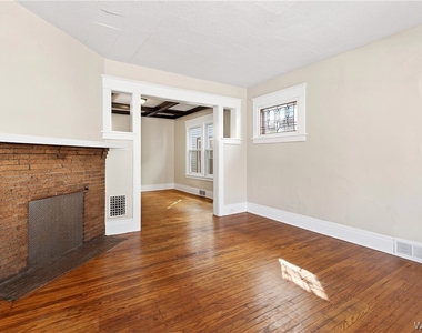 76 Vernon Place - Photo Thumbnail 2