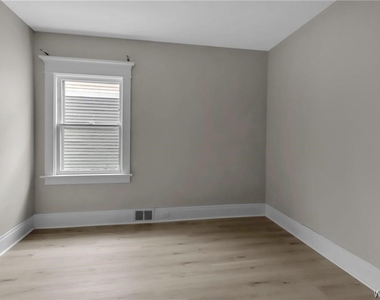 2514 Delaware Avenue - Photo Thumbnail 21