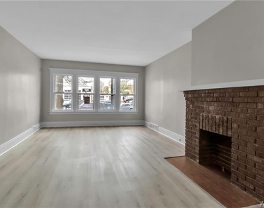 2514 Delaware Avenue - Photo Thumbnail 9