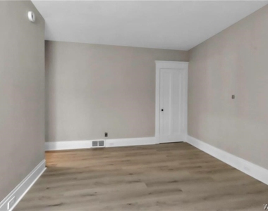 2514 Delaware Avenue - Photo Thumbnail 24