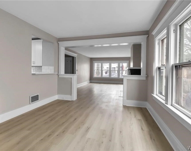 2514 Delaware Avenue - Photo Thumbnail 19