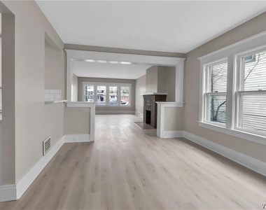 2514 Delaware Avenue - Photo Thumbnail 18