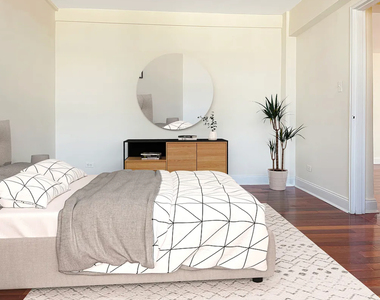 2510 Ocean Parkway - Photo Thumbnail 7