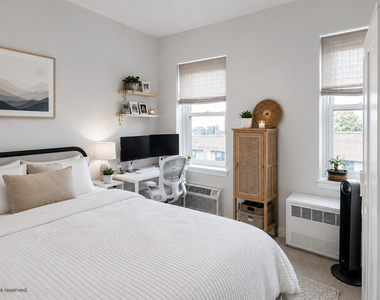 1129 Lexington Avenue - Photo Thumbnail 2