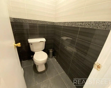 237 Kingston Avenue - Photo Thumbnail 10