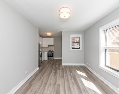 3933 N Janssen - Photo Thumbnail 1