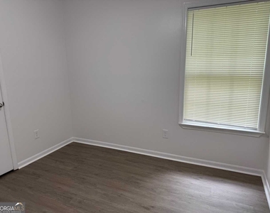 7799 Park Lane - Photo Thumbnail 5