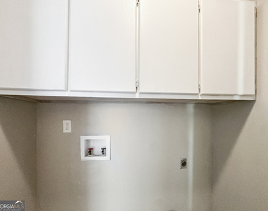 561 Chatham Trail - Photo Thumbnail 7