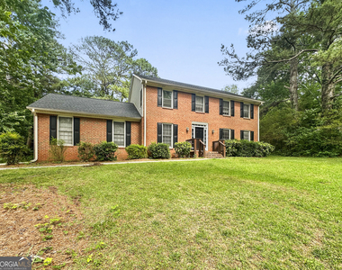 561 Chatham Trail - Photo Thumbnail 1