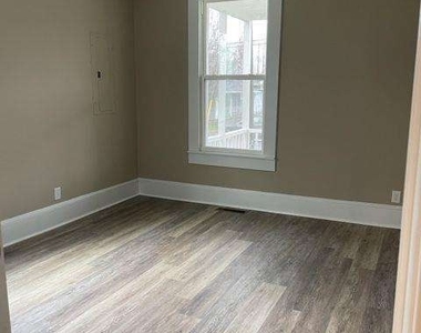 1605 Broad Street - Photo Thumbnail 15