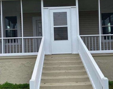 1605 Broad Street - Photo Thumbnail 1