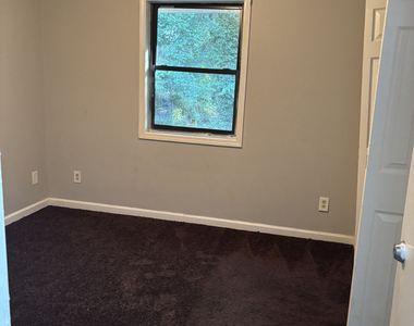 1386 Williamsburg Lane - Photo Thumbnail 26
