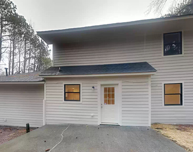 1386 Williamsburg Lane - Photo Thumbnail 32