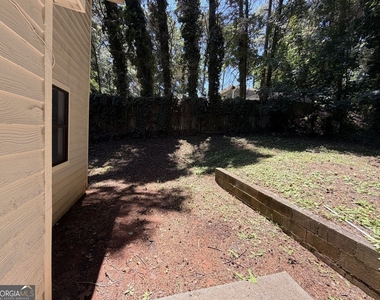 1386 Williamsburg Lane - Photo Thumbnail 34