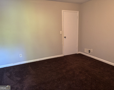 1386 Williamsburg Lane - Photo Thumbnail 25
