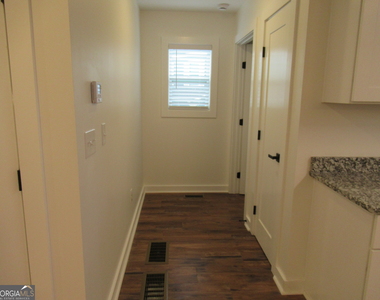 765 Old Kerns Road - Photo Thumbnail 8