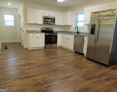 765 Old Kerns Road - Photo Thumbnail 16