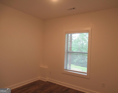 765 Old Kerns Road - Photo Thumbnail 35