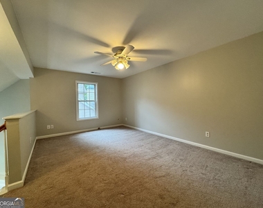 204 Park Place - Photo Thumbnail 19